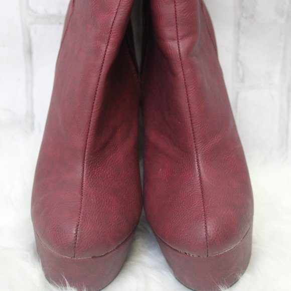 New Michael Antonio Burgundy Platform Bootie - Picture 2 of 6